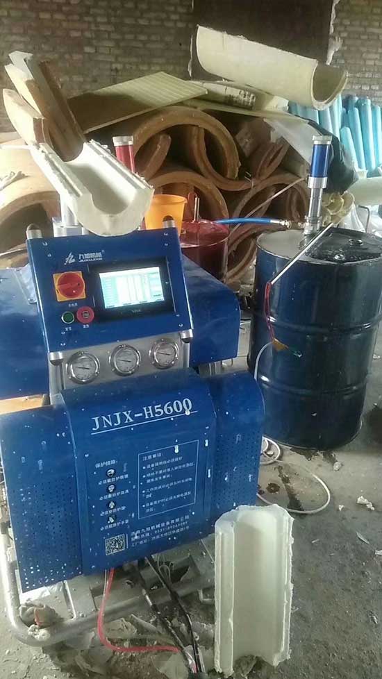 H5600系列預(yù)制型硬質(zhì)保溫瓦殼管發(fā)泡機